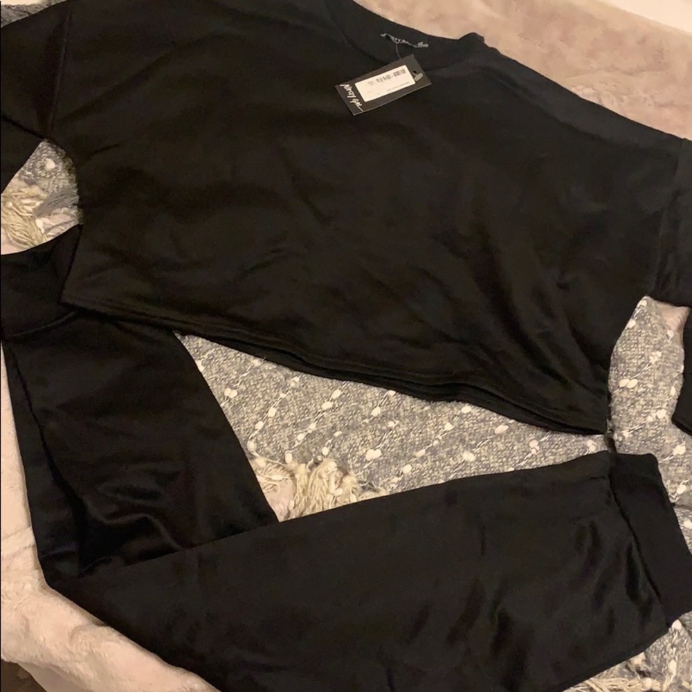 Nasty gal crop top & jogger set. NWT Size US 6